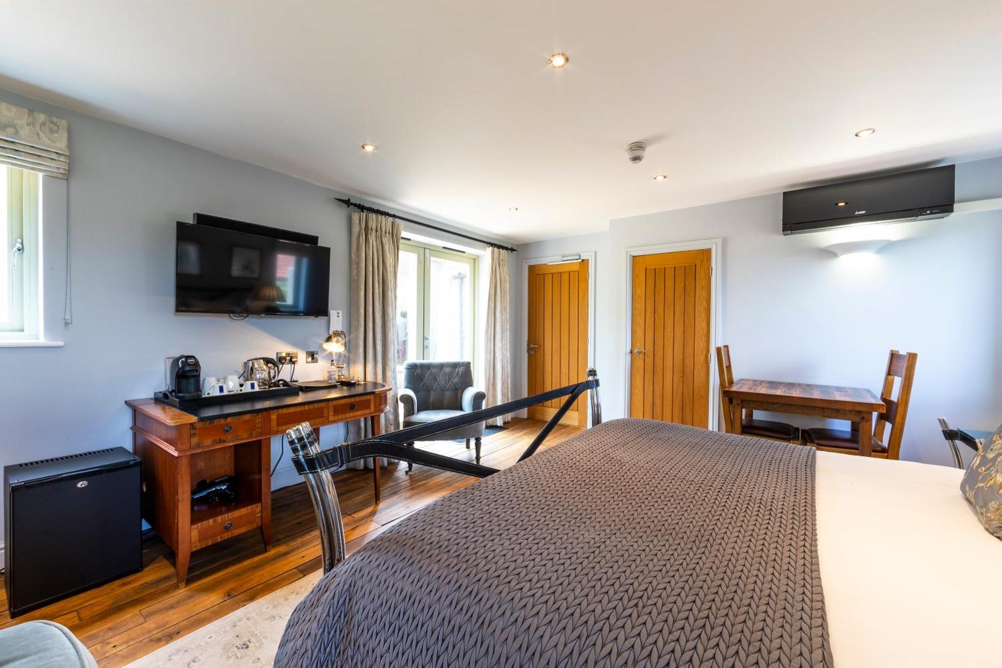 Eagle Mill Luxury Rooms Хантингдон Номер фото